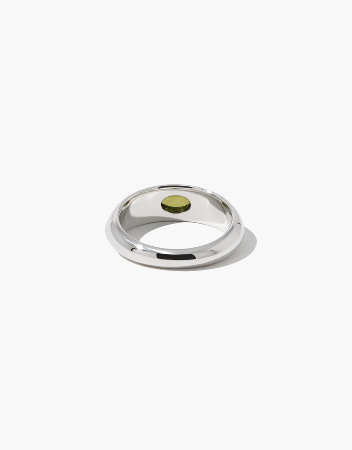 Eyelet Scallop Ring with a soft light olive glass Eco Gem set into a scalloped eyelet on a domed sterling silver band. Eyelet Scallop Ring by CLED.