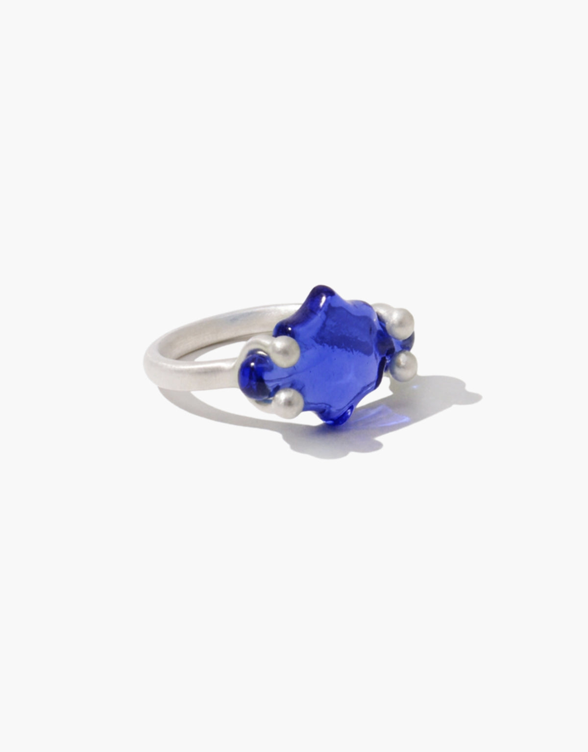 LAS Scallop Swivel Ring in blue ocean glass, an upcycled Eco Gem set in sterling silver. Handmade in Los Angeles. LAS Scallop Swivel Ring by CLED.