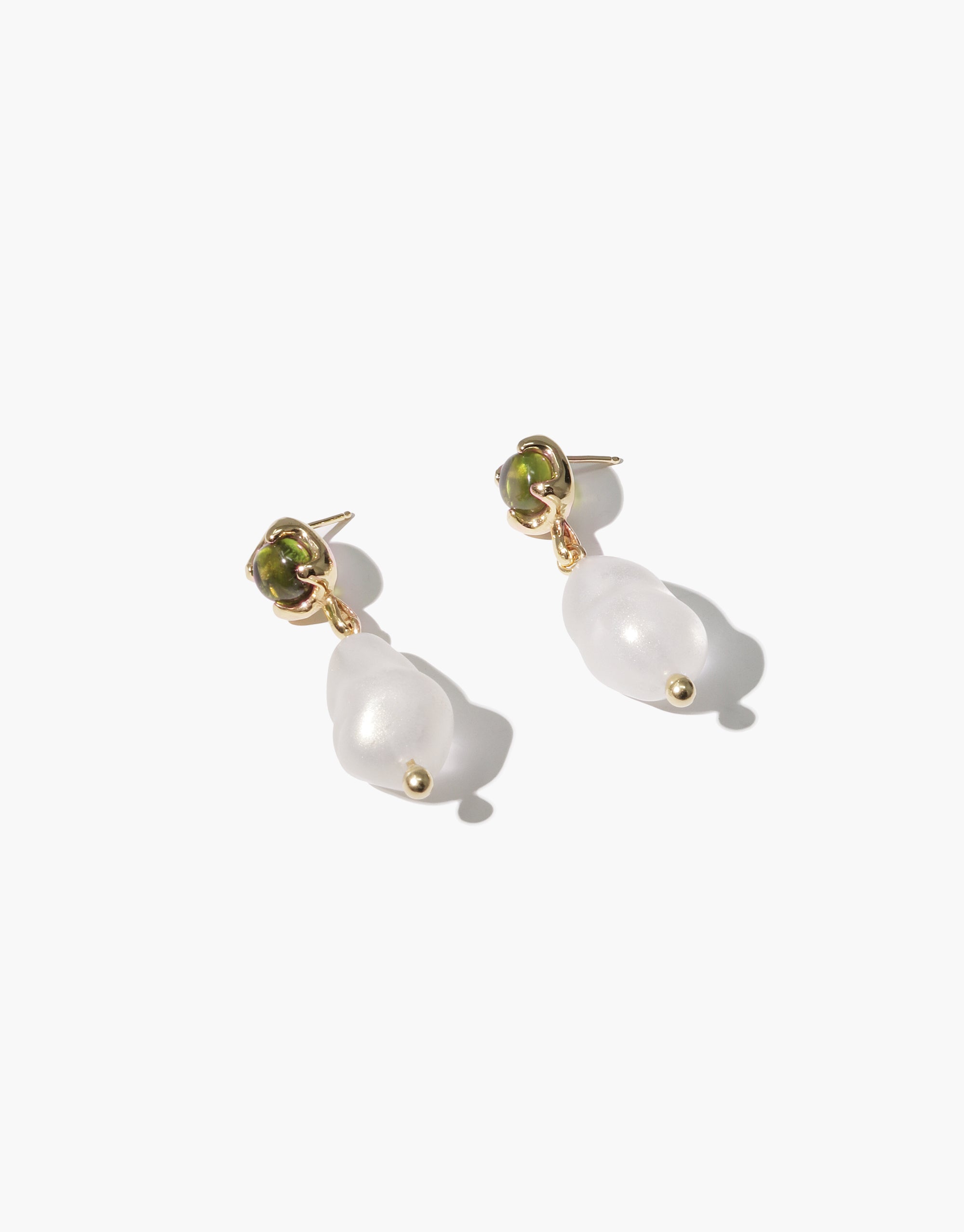 Beam Pearl Earrings