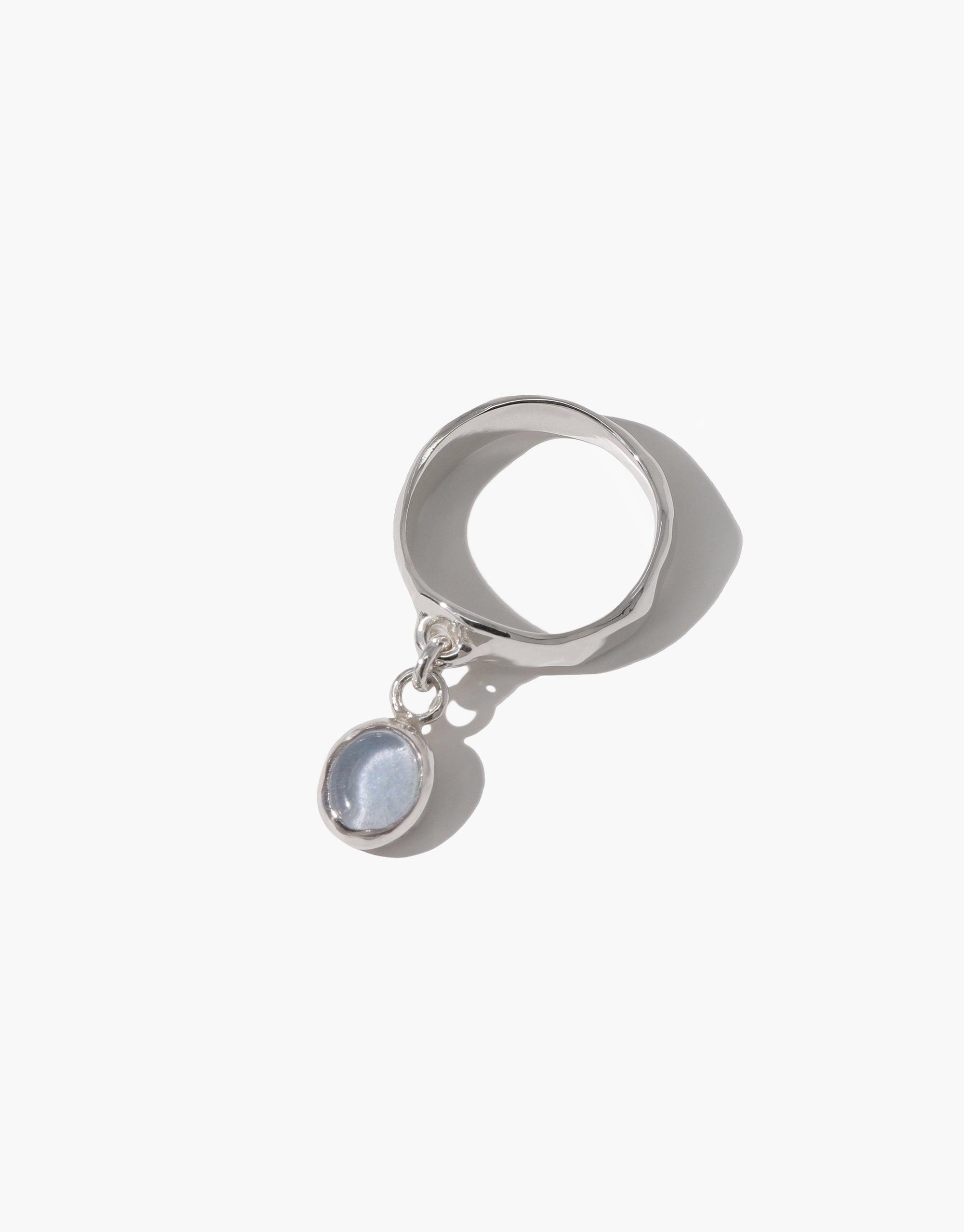 Oval Dangling Ring